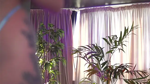 HotSkinnyX online show from 19, 9, 2025