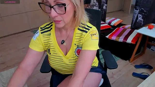 Snapshot of jane_turner chatting on 17, 6, 2026 jane turner online show from 17, 6, 2026