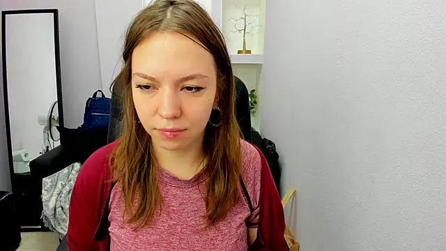 Persephoni online show from 9, 4, 2026