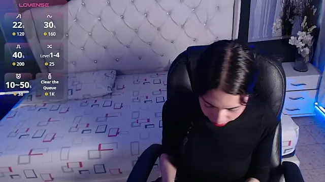 LiaVillalobos online show from 1, 10, 2025