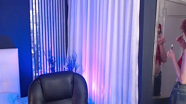 LiaVillalobos online show from 12, 2, 2026