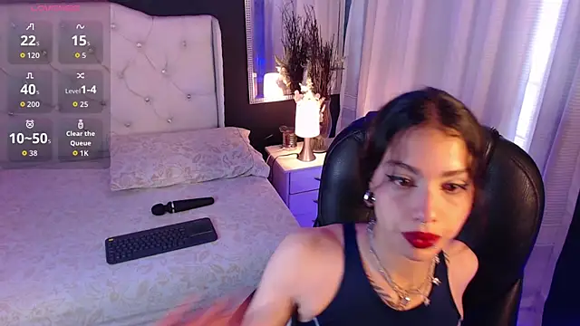 LiaVillalobos online show from 22, 10, 2025