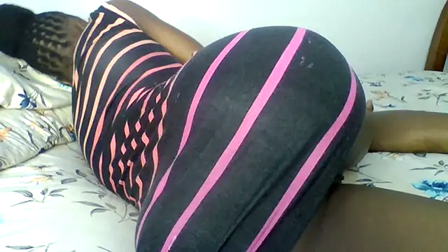 sweet sassy  online show from 25, 4, 2026
