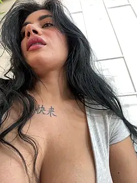 clarachanelricek online show from 15, 3, 2025