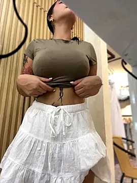 clarachanelricek online show from 10, 10, 2025