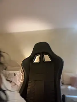 clarachanelricek online show from 11, 3, 2025