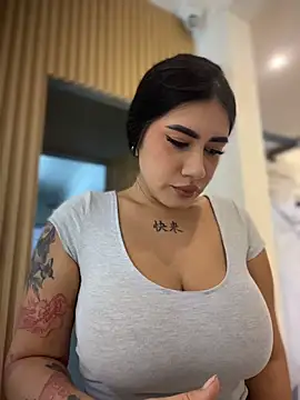 clarachanelricek online show from 12, 11, 2025