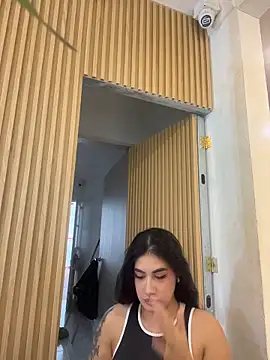 clarachanelricek online show from 2, 2, 2026