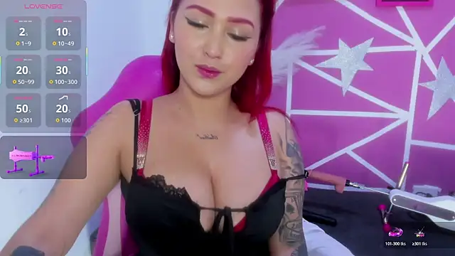 Snapshot of lucy_beatifull chatting on 29, 11, 2025 lucy beatifull online show from 29, 11, 2025