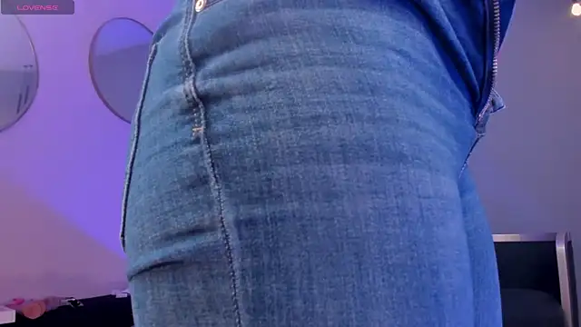 SophieBarnett online show from 10, 9, 2025