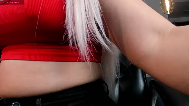 SophieBarnett online show from 15, 12, 2025