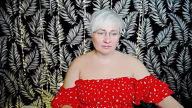 Olivia playful online show from 5, 7, 2026