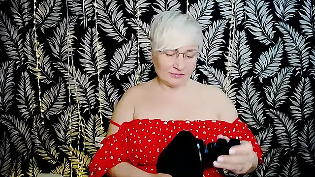 Olivia playful online show from 29, 5, 2026