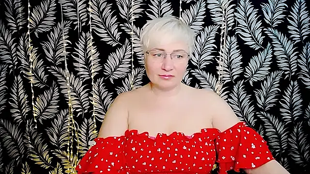 Olivia playful online show from 4, 5, 2026