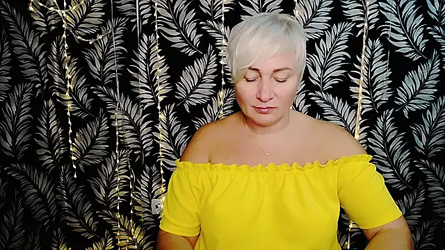 Olivia playful online show from 30, 10, 2025