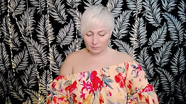 Olivia playful online show from 11, 1, 2026