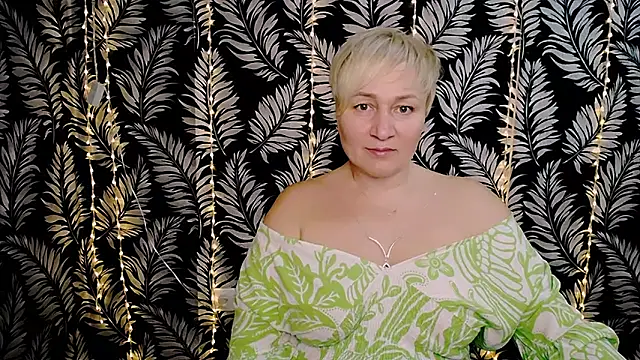 Olivia playful online show from 15, 3, 2025