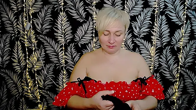 Olivia playful online show from 17, 3, 2025