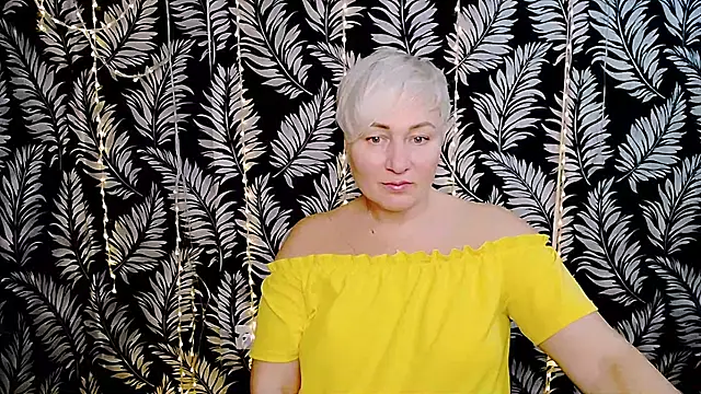 Olivia playful online show from 4, 12, 2025