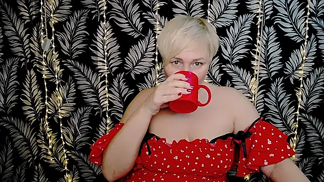 Olivia playful online show from 9, 3, 2025