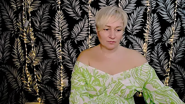 Olivia playful online show from 10, 3, 2025