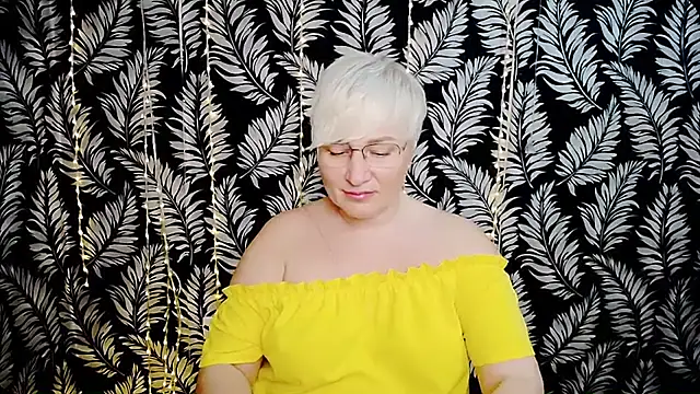 Olivia playful online show from 25, 5, 2026