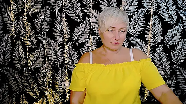 Olivia playful online show from 14, 10, 2025