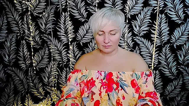 Olivia playful online show from 17, 11, 2025