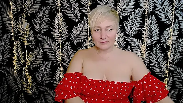 Olivia playful online show from 8, 3, 2025