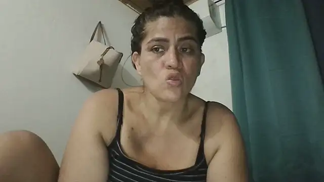kitybigboobsx online show from 16, 6, 2026