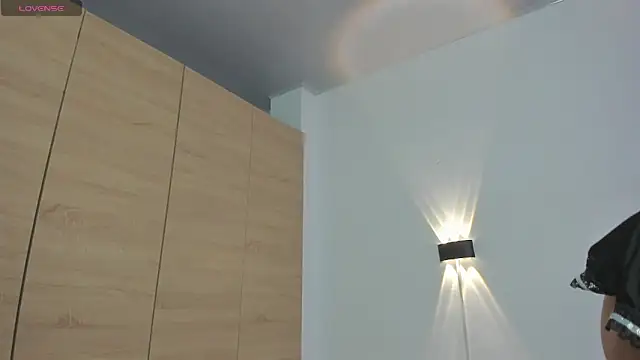 isabella thomsonp online show from 21, 3, 2025