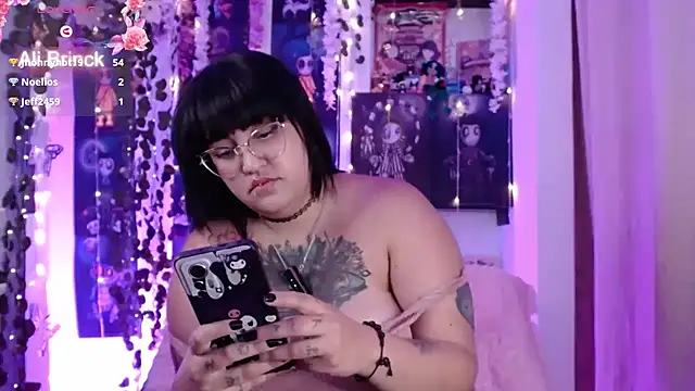  Ali Brinck  online show from 14, 1, 2025