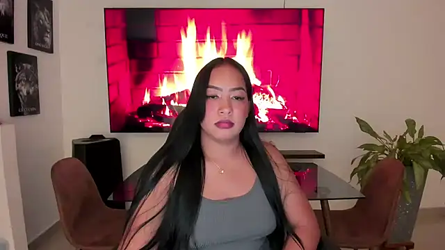 brunetenikole02 online show from 26, 10, 2025