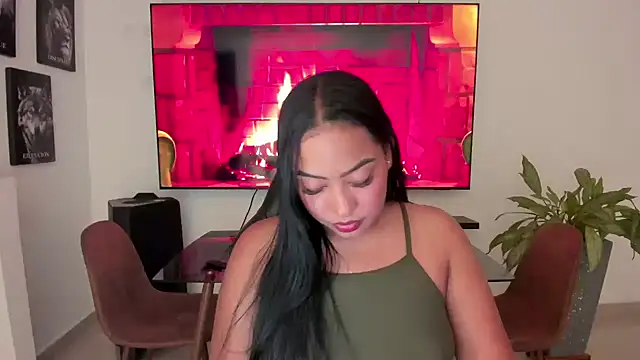 brunetenikole02 online show from 24, 10, 2025