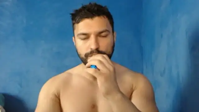 Snapshot of alex_blu chatting on 13, 6, 2026 alex blu online show from 13, 6, 2026