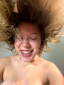 kimczii online show from 5, 11, 2025