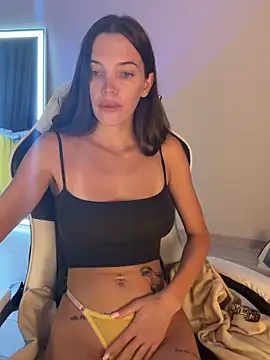 Snapshot of julia_fly chatting on 11, 6, 2026 julia fly online show from 11, 6, 2026