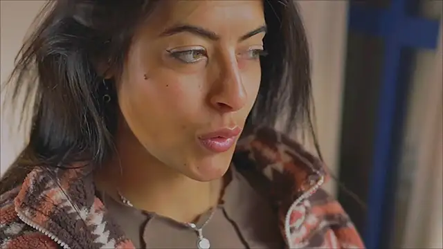 anabelcurvy online show from 1, 2, 2025