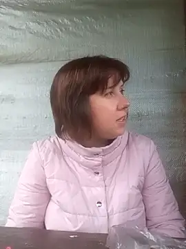 explored romantic online show from 5, 10, 2025