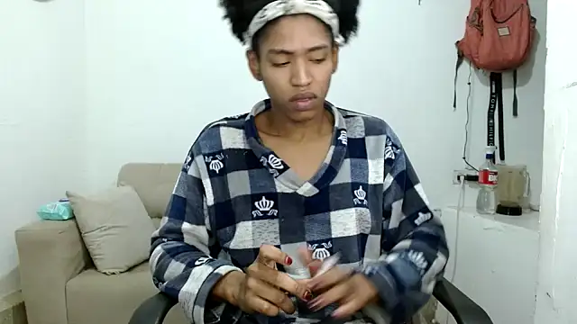 angelamarie1 online show from 25, 11, 2025