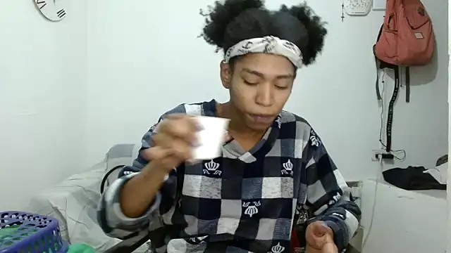 angelamarie1 online show from 9, 11, 2025