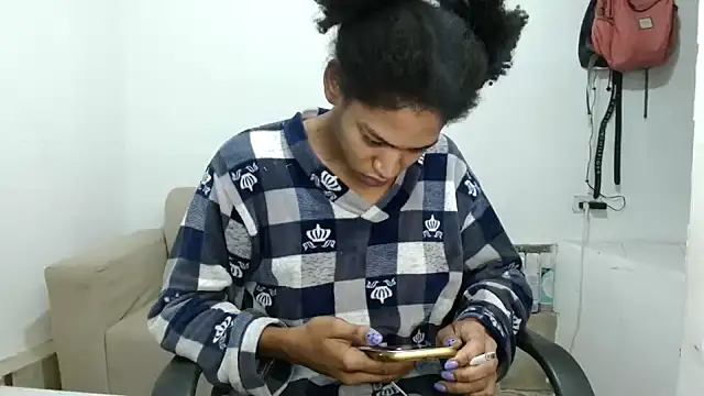 angelamarie1 online show from 11, 11, 2025