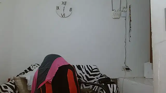 angelamarie1 online show from 25, 5, 2026