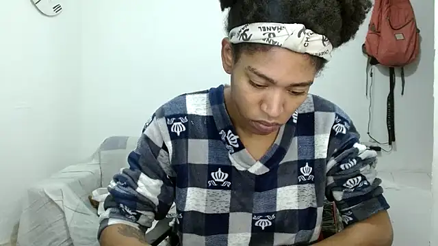 angelamarie1 online show from 8, 11, 2025