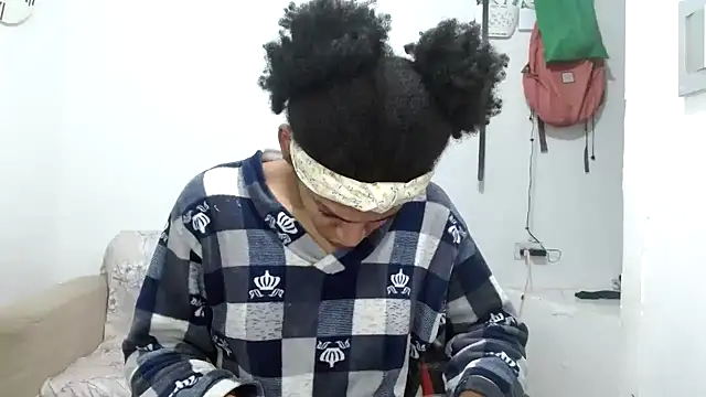 angelamarie1 online show from 28, 9, 2025