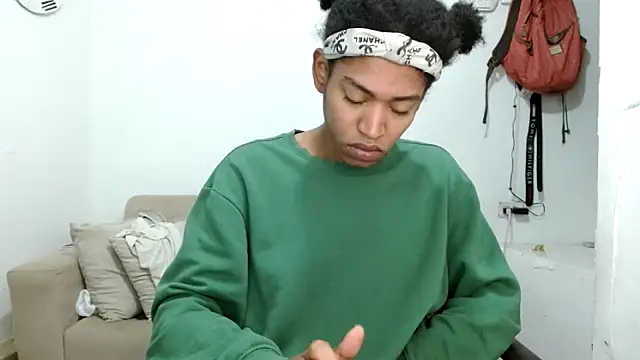 angelamarie1 online show from 28, 11, 2025