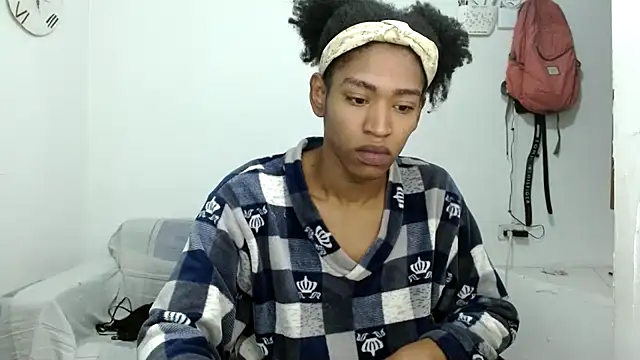 angelamarie1 online show from 17, 10, 2025