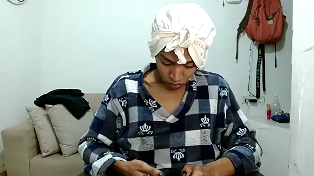 Snapshot of angelamarie1 chatting on 2, 12, 2025 angelamarie1 online show from 2, 12, 2025