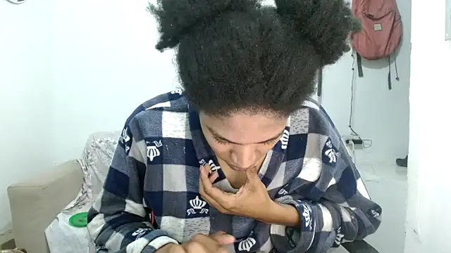 angelamarie1 online show from 27, 9, 2025