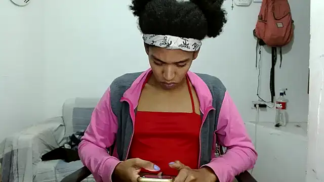 angelamarie1 online show from 28, 10, 2025